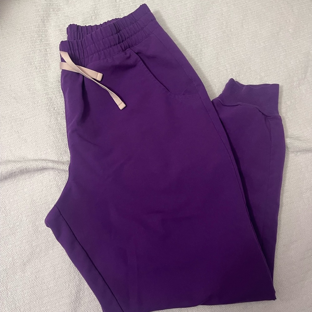 Figs magic purple
